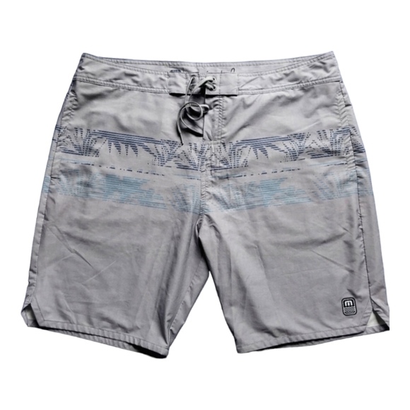 Travis Mathew Board Shorts Size 40 - Picture 1 of 14